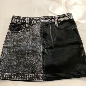 Alice and Olivia Skirt size 26